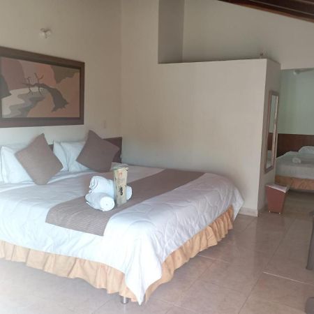 Hotel Monchuelo Spa San Gil Luaran gambar