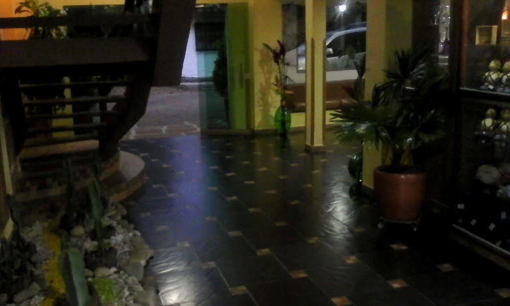 Hotel Monchuelo Spa San Gil Luaran gambar